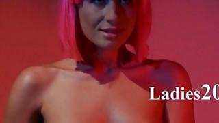 Hot babes using strap on to having banging