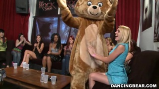 Amateur girls getting crazy