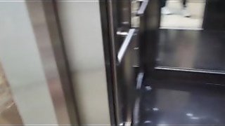 Delivery man fucks client in her kitchen at homejqkzp